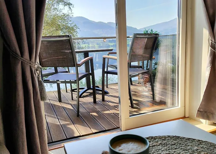 アパート Oppheim Øyjordi